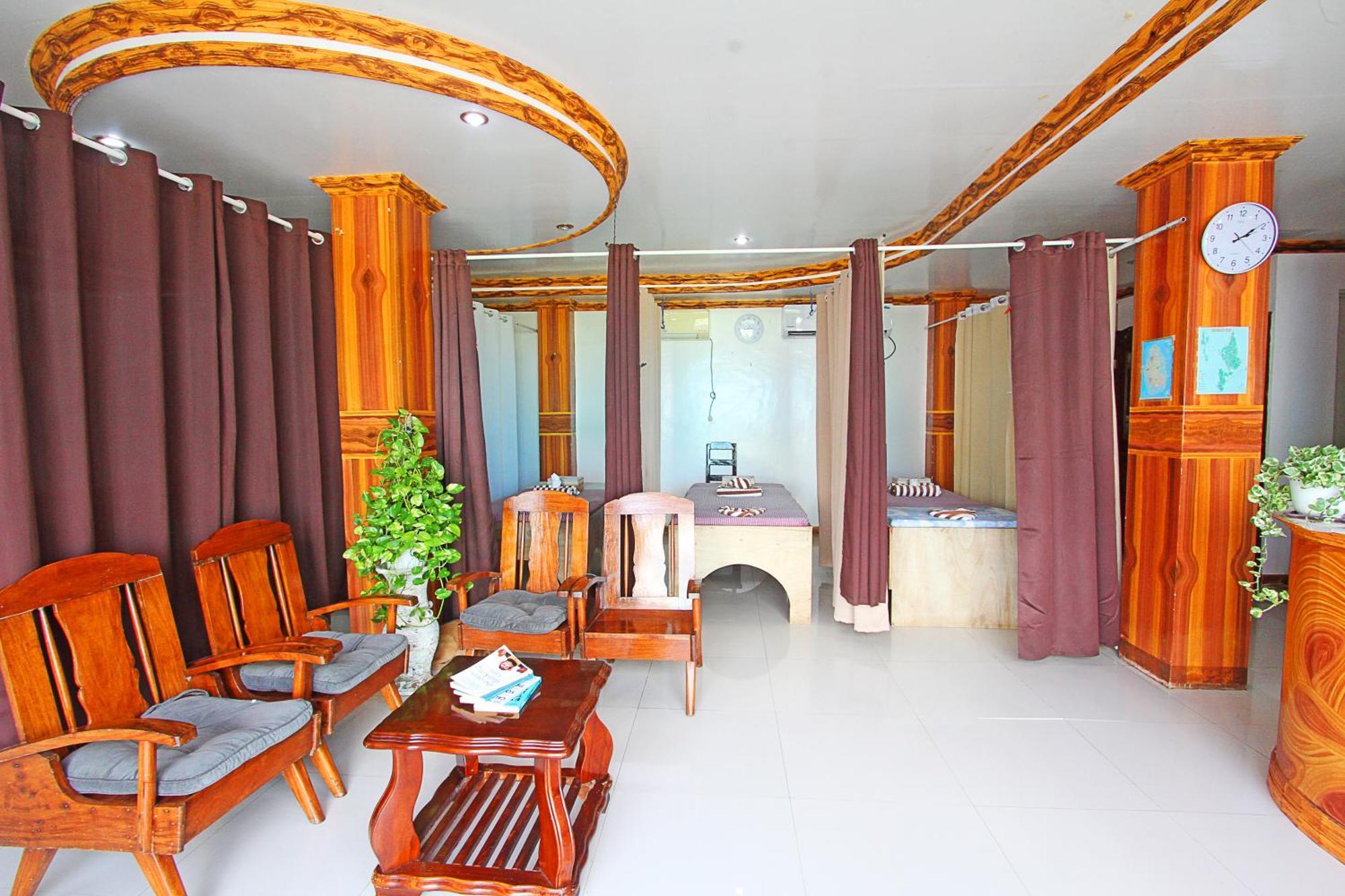 Villa Consolacion Resort Хенерал Луна Екстериор снимка
