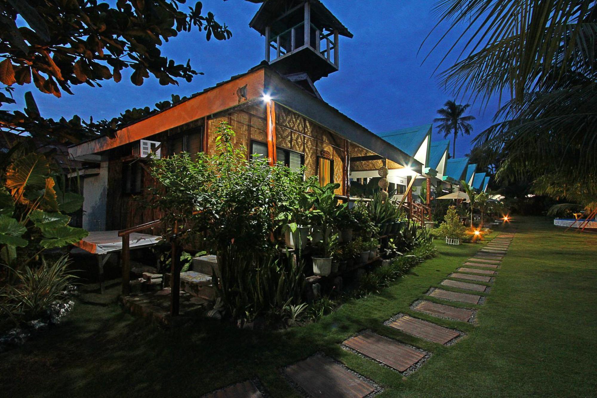 Villa Consolacion Resort Хенерал Луна Екстериор снимка