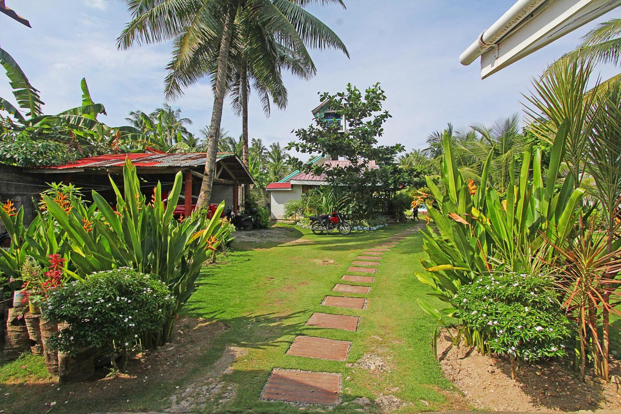 Villa Consolacion Resort Хенерал Луна Екстериор снимка