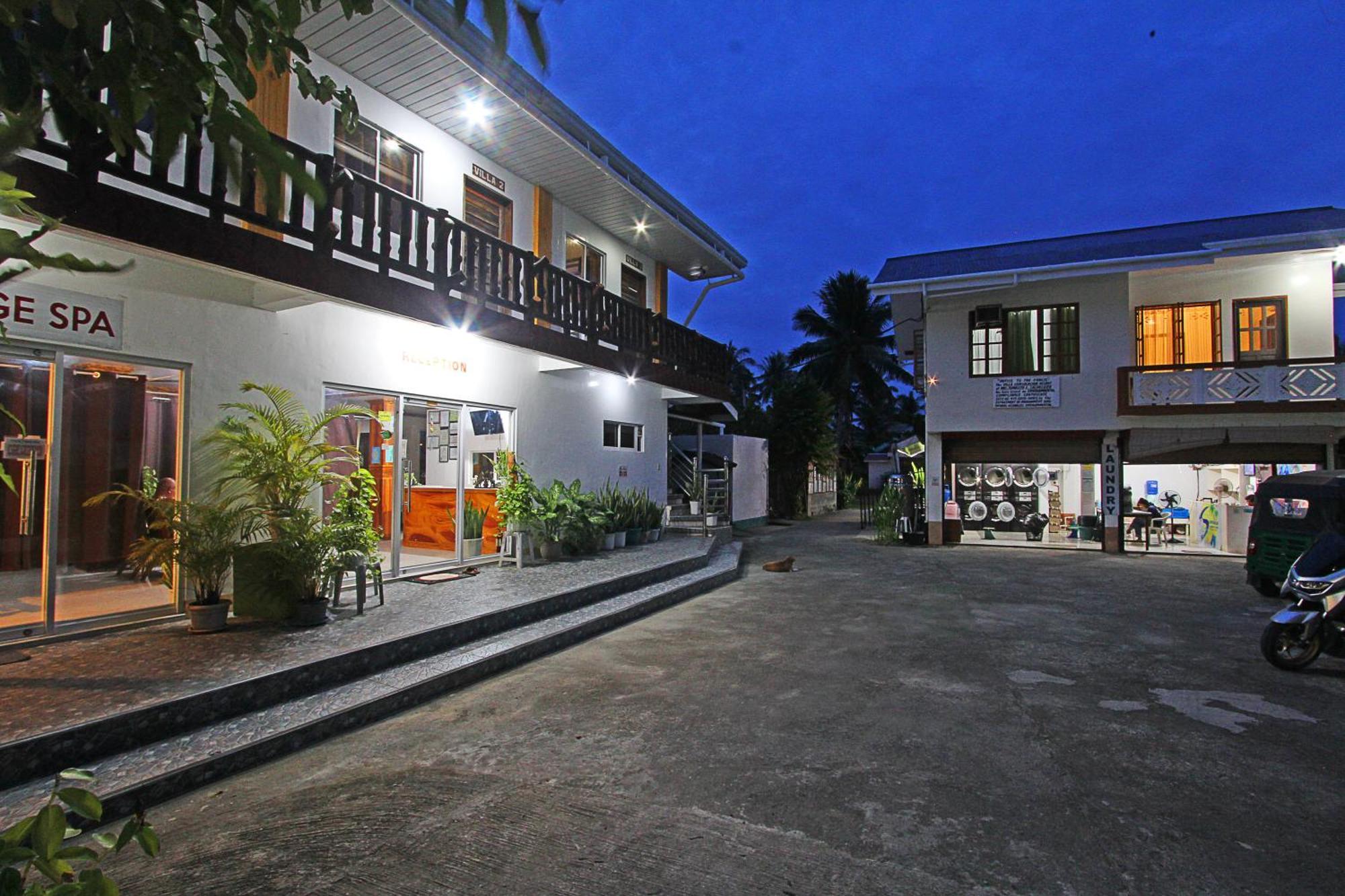 Villa Consolacion Resort Хенерал Луна Екстериор снимка