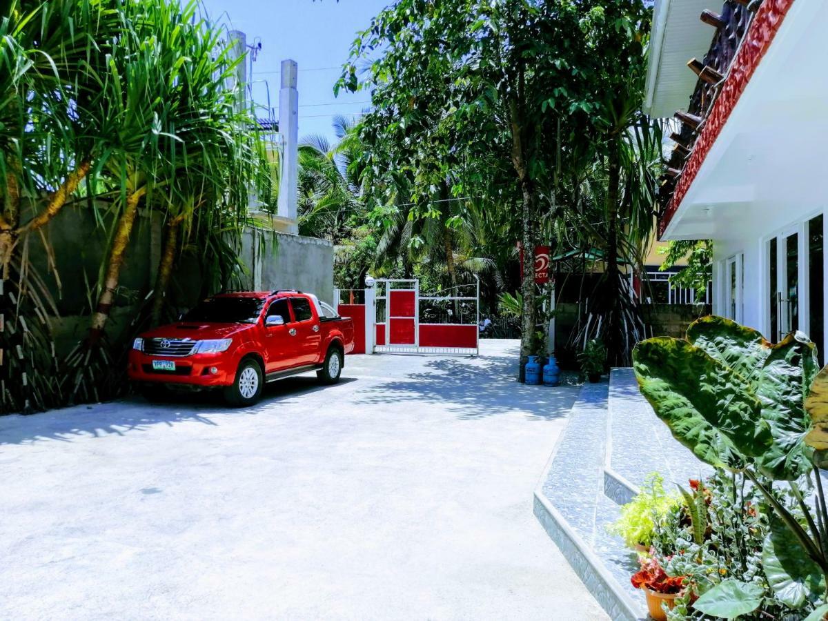 Villa Consolacion Resort Хенерал Луна Екстериор снимка